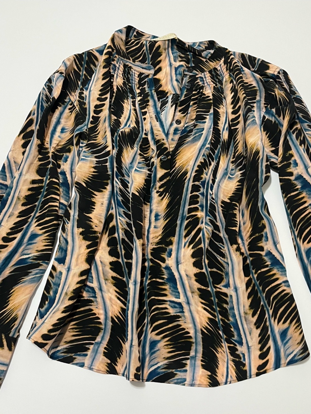 Ulla Johnson Nehir Printed Silk Blouse in River Multi - Picture 3 of 7